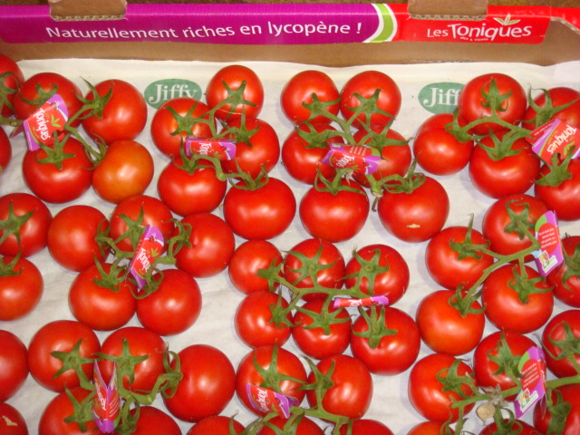Les tomates toniques cultivees sans insecticides